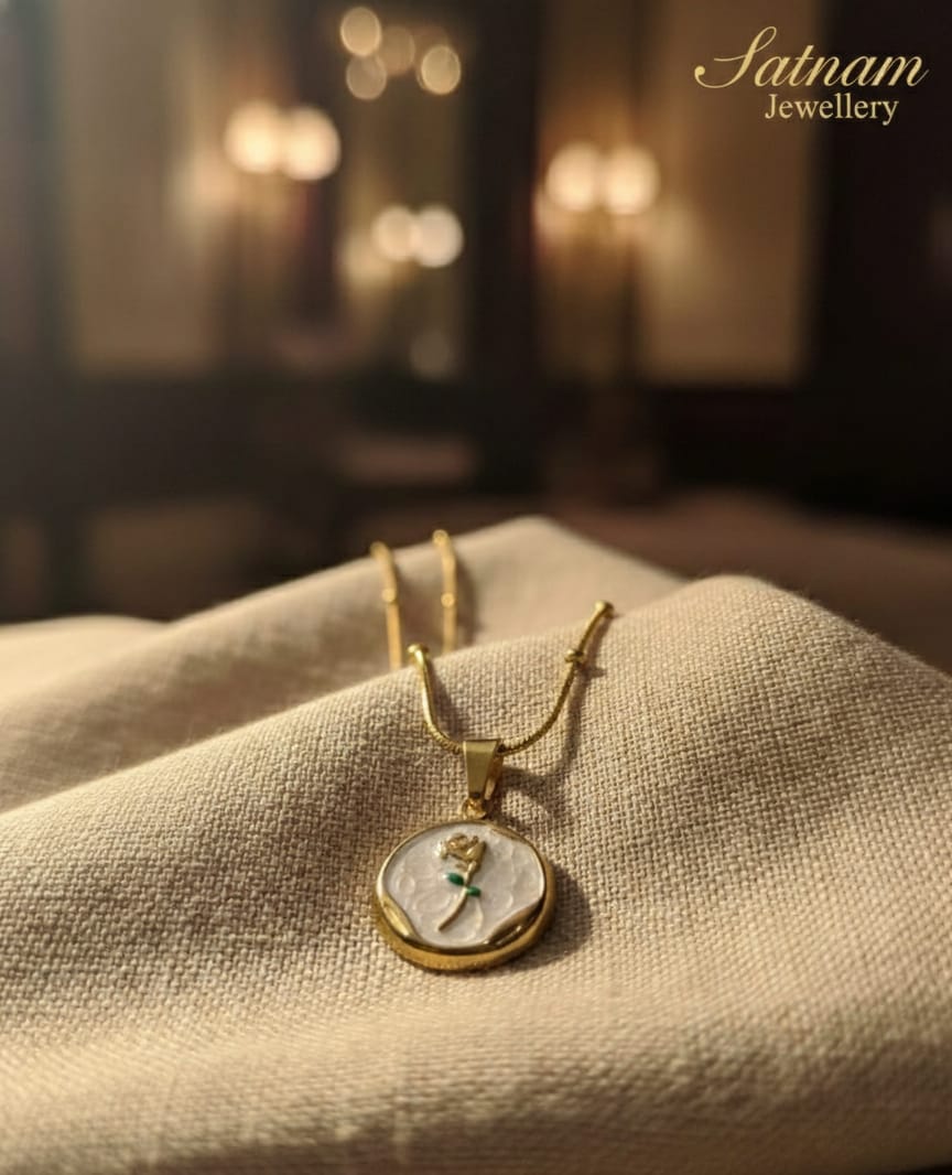 Rose Bloom Mother‑of‑Pearl Pendant Necklace